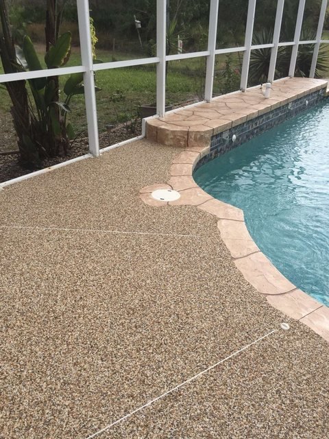 Pool deck in river rock