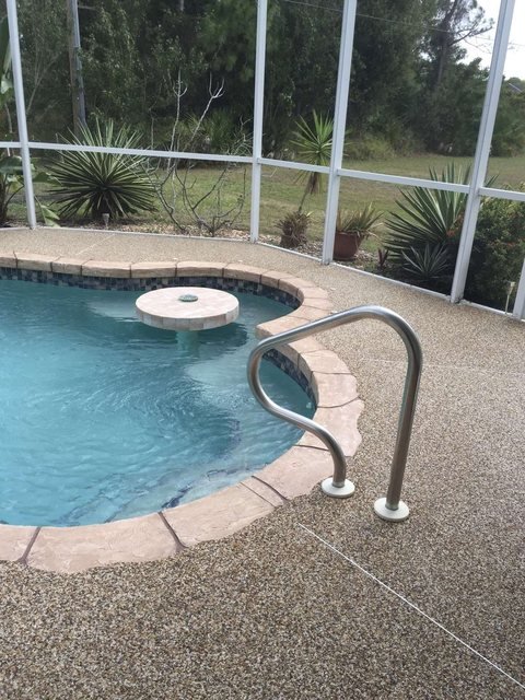 Pool deck in river rock
