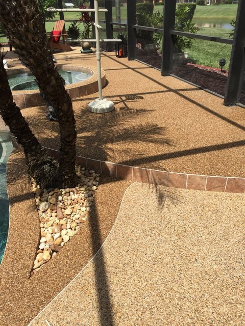 Pool deck in river rock