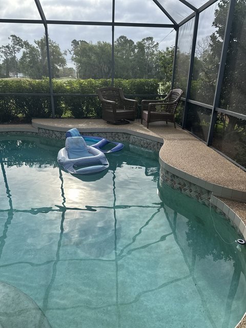 Pool deck in river rock