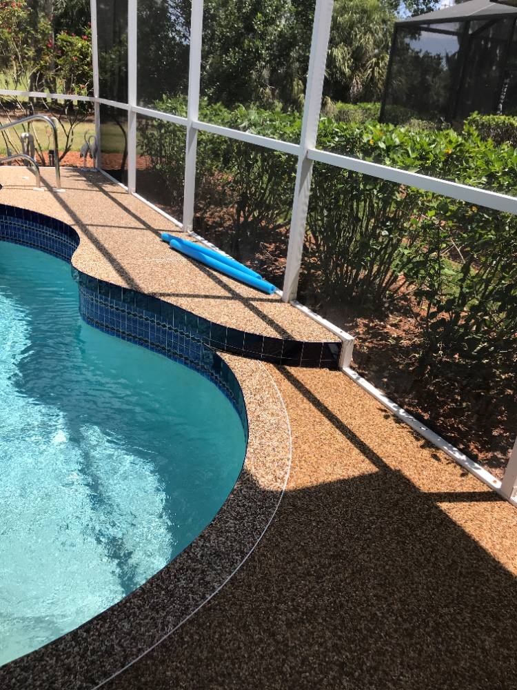 Pool deck in river rock